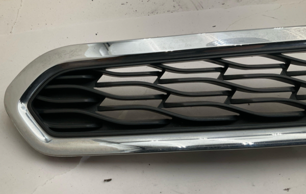 2013-2015 CHEVY SPARK Grille Upper OEM - Image 2