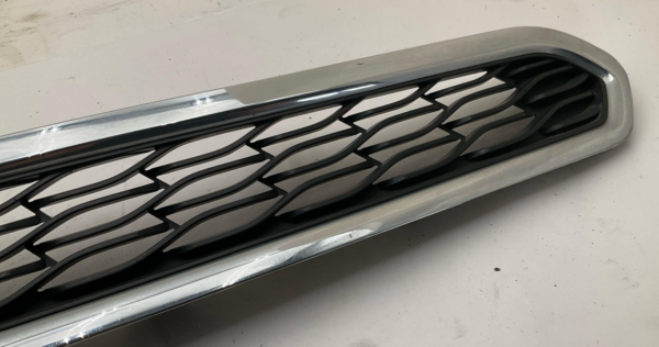 2013-2015 CHEVY SPARK Grille Upper OEM - Image 4