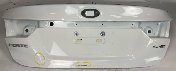 2019-2021 KIA FORTE Trunk Decklid Hatch Tailgate Bare Missing Spoiler - Image 4