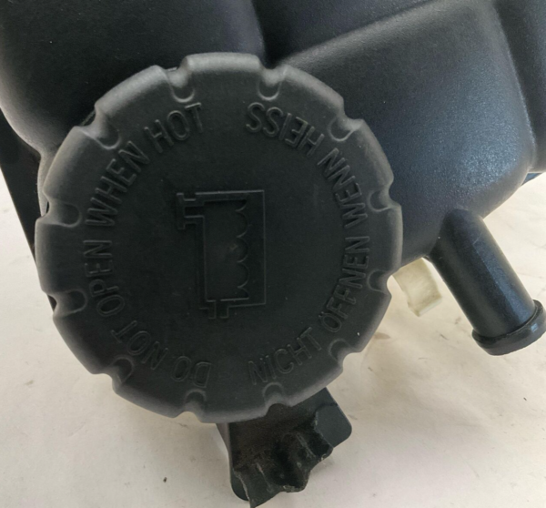 2013-2016 MERCEDES GL CLASS Coolant Recovery Bottle Reservoir Overflow Expansion - Image 2