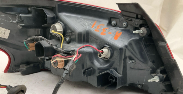 2016-2017 NISSAN ALTIMA Tail Light Assembly Right Passenger Side OEM - Image 8