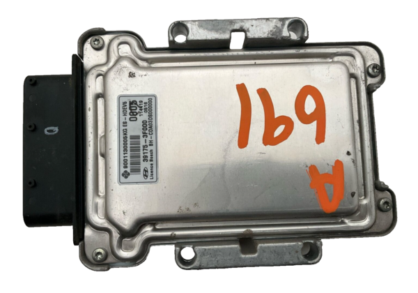 2012-2016 HYUNDAI EQUUS 5.0l Fuel Injection Control Module OEM 391753F000