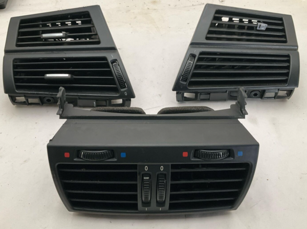 2008-2013 BMW X5 Air Conditioner Heater Air Vents OEM - Image 2
