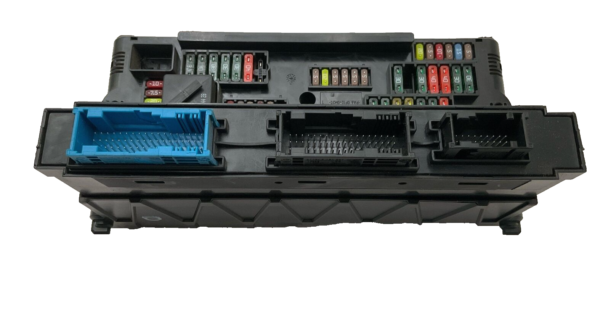 2011-2013 BMW 528I Cabin Fuse Box Fuse Relay Junction Box Power Distribution OEM - Image 3