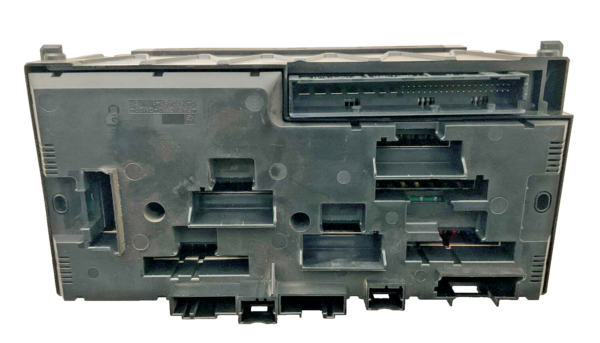 2011-2013 BMW 528I Cabin Fuse Box Fuse Relay Junction Box Power Distribution OEM - Image 4