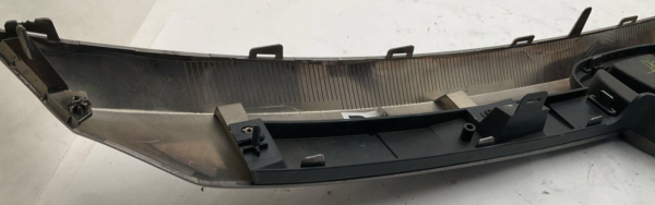 2018-2020 HONDA ACCORD Grille Used OEM 71111TVAA50 - Image 11