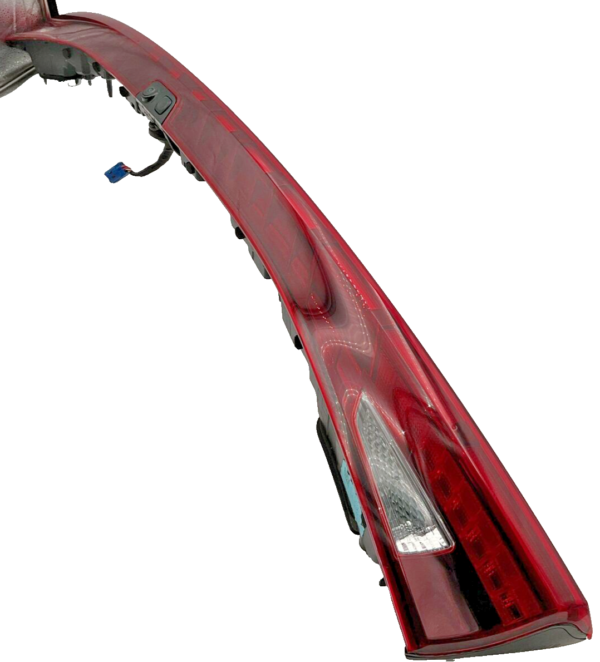 2021-2024 Hyundai Elantra Rear Center Tail Light Assembly OEM w/ Camera LED IQ - Image 2