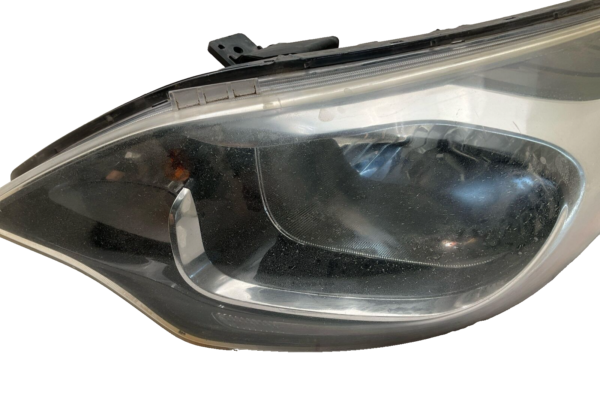 2012-2017 KIA RIO Headlamp Assembly Left Driver Side OEM - Image 2