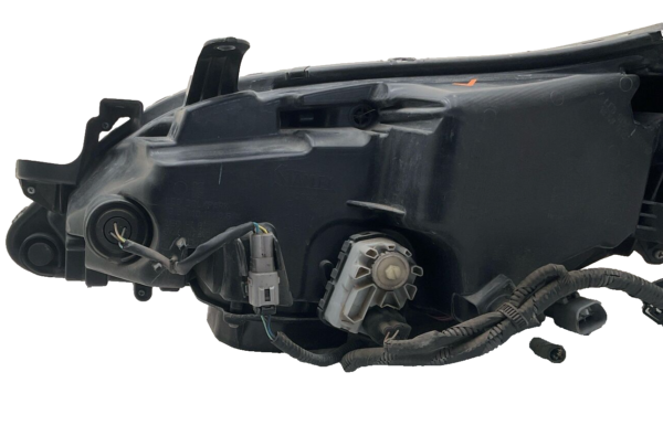 2016-2018 TOYOTA AVALON Headlamp Assembly Right Passenger Side OEM Xenon - Image 6