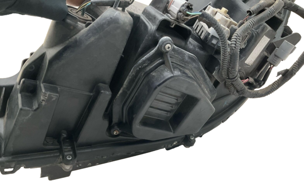 2016-2018 TOYOTA AVALON Headlamp Assembly Right Passenger Side OEM Xenon - Image 9