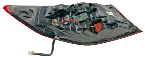 2019-2020 Hyundai Elantra Right Passenger Tailight Assembly OEM - Image 3