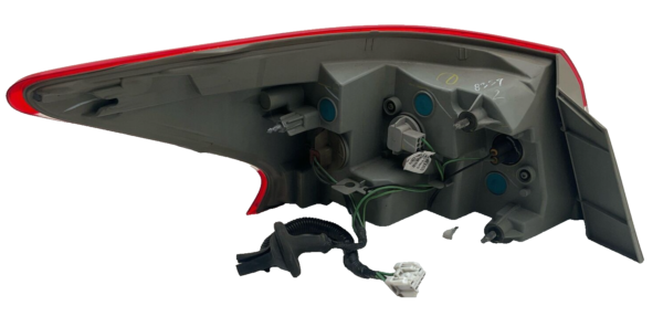 2013-2015 NISSAN SENTRA Tail Light Assembly Right Passenger Side Quarter Panel - Image 8