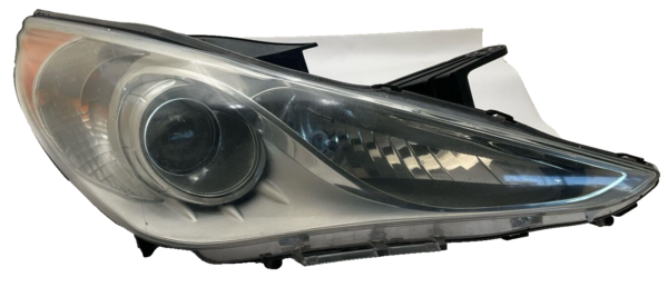 2011-2014 HYUNDAI SONATA Headlamp Assembly Right Passenger Side OEM - Image 2
