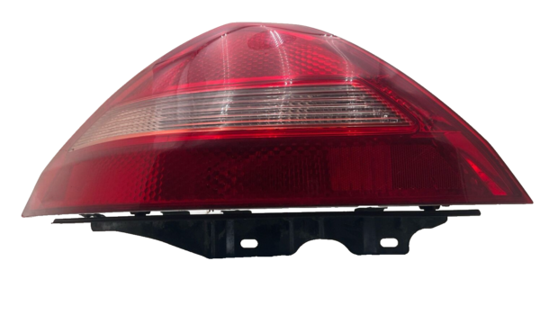 2003-2005 HONDA ACCORD Tail Light Assembly Left Driver Side OEM - Image 4