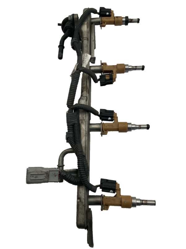 2009-2017 TOYOTA TUNDRA Fuel Injection Rail with Injectors OEM - Image 2