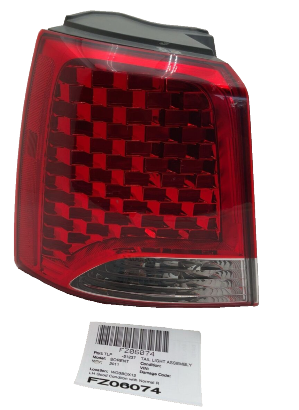 2011-2013 KIA SORENTO Tail Light Assembly Left Driver Side OEM - Image 2