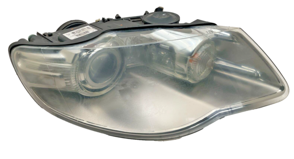 2008-2010 VW TOUAREG Headlamp Assembly Right Passenger Side OEM Tested HID