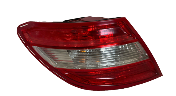 2008-2011 MERCEDES C-CLASS Tail Light Assembly Left Driver Side OEM A2048200164